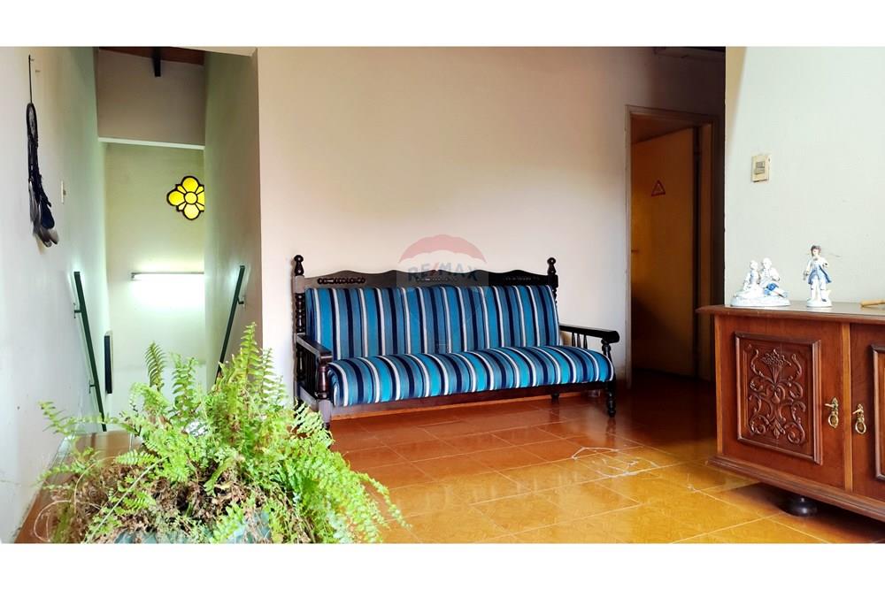 Casa — 4 dorm. — Fernando De La Mora — 5/5