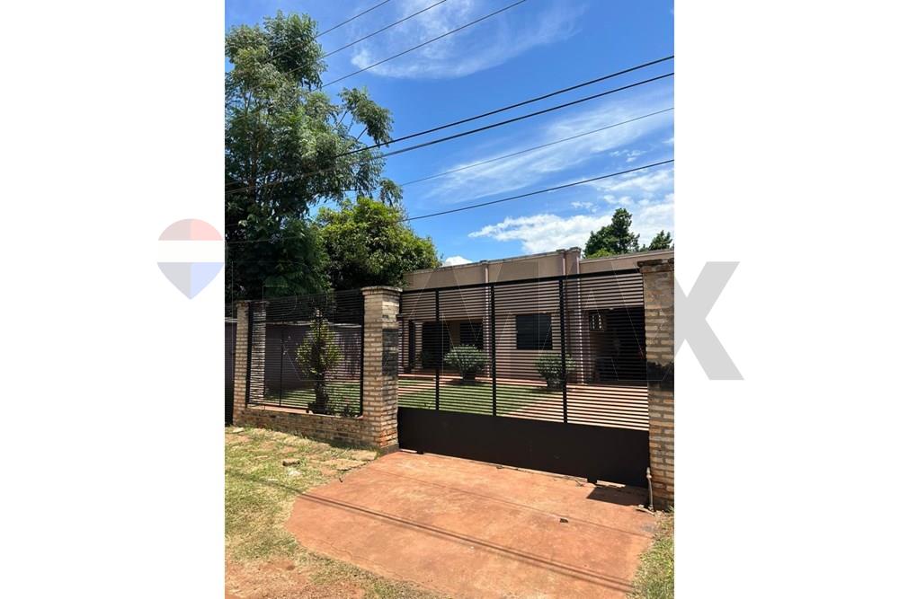 Casa — 3 dorm. — Cambyretá — 4/5