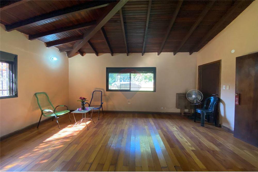 Casa — 3 dorm. — Ciudad Nueva — 4/5