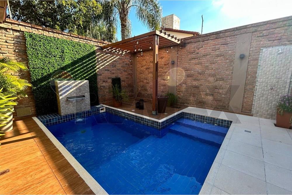 Casa — 4 dorm. — Cambyretá — 1/5