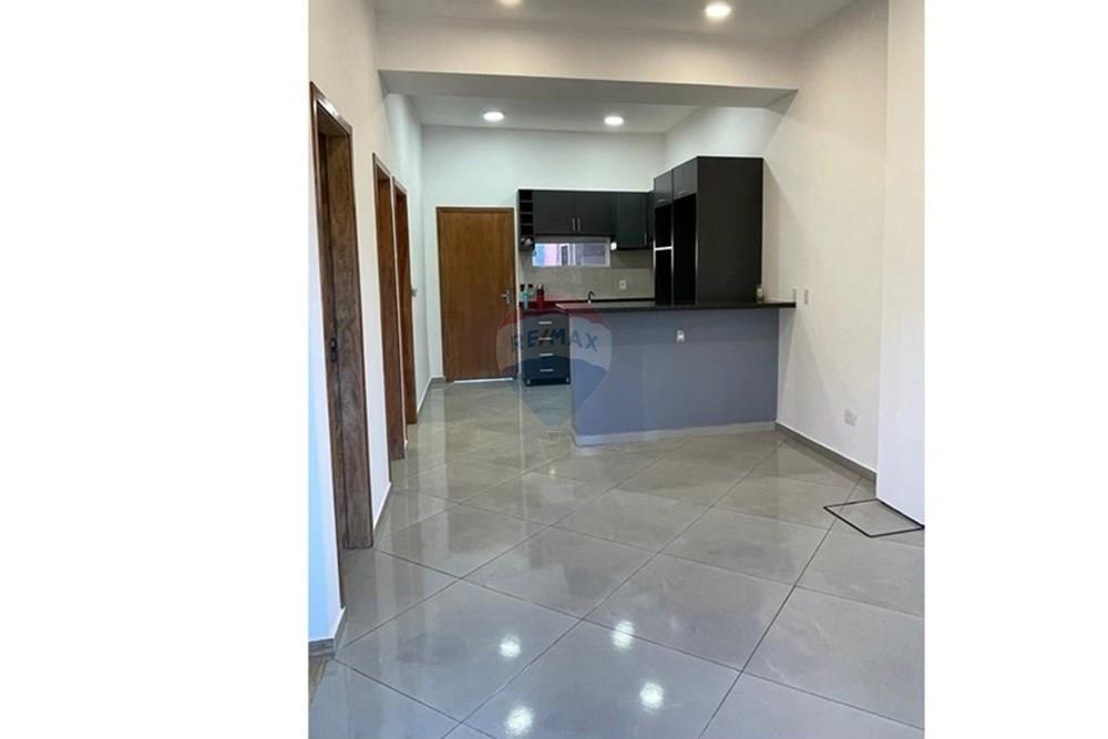 Duplex — 3 dorm. — Luque — 5/5