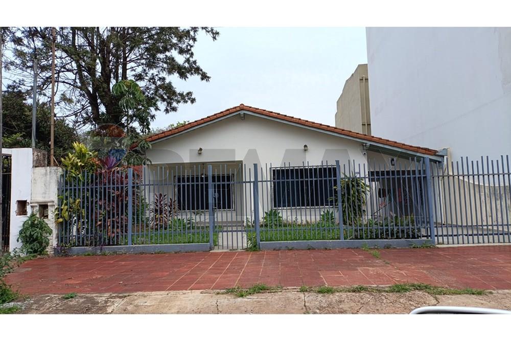 Casa — 6 dorm. — Bernardino Caballero — 1/5