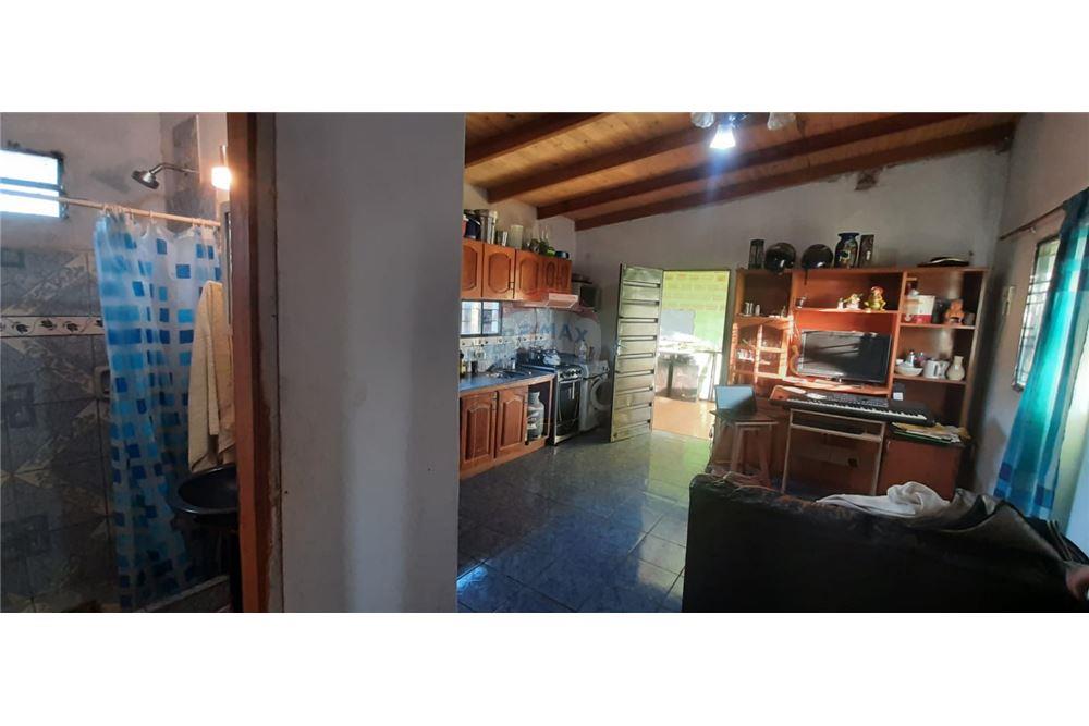 Casa — 1 dorm. — Cambyretá — 4/5