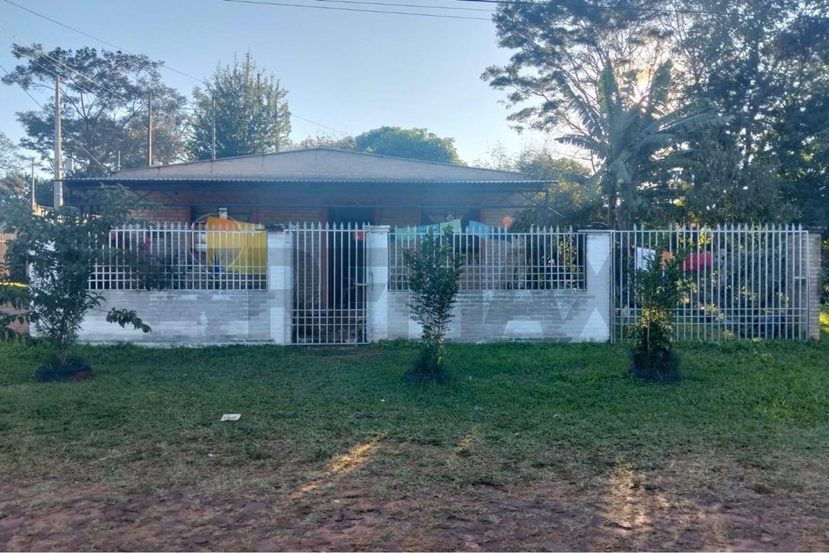 Casa — 2 dorm. — Loma Barrero — 1/5