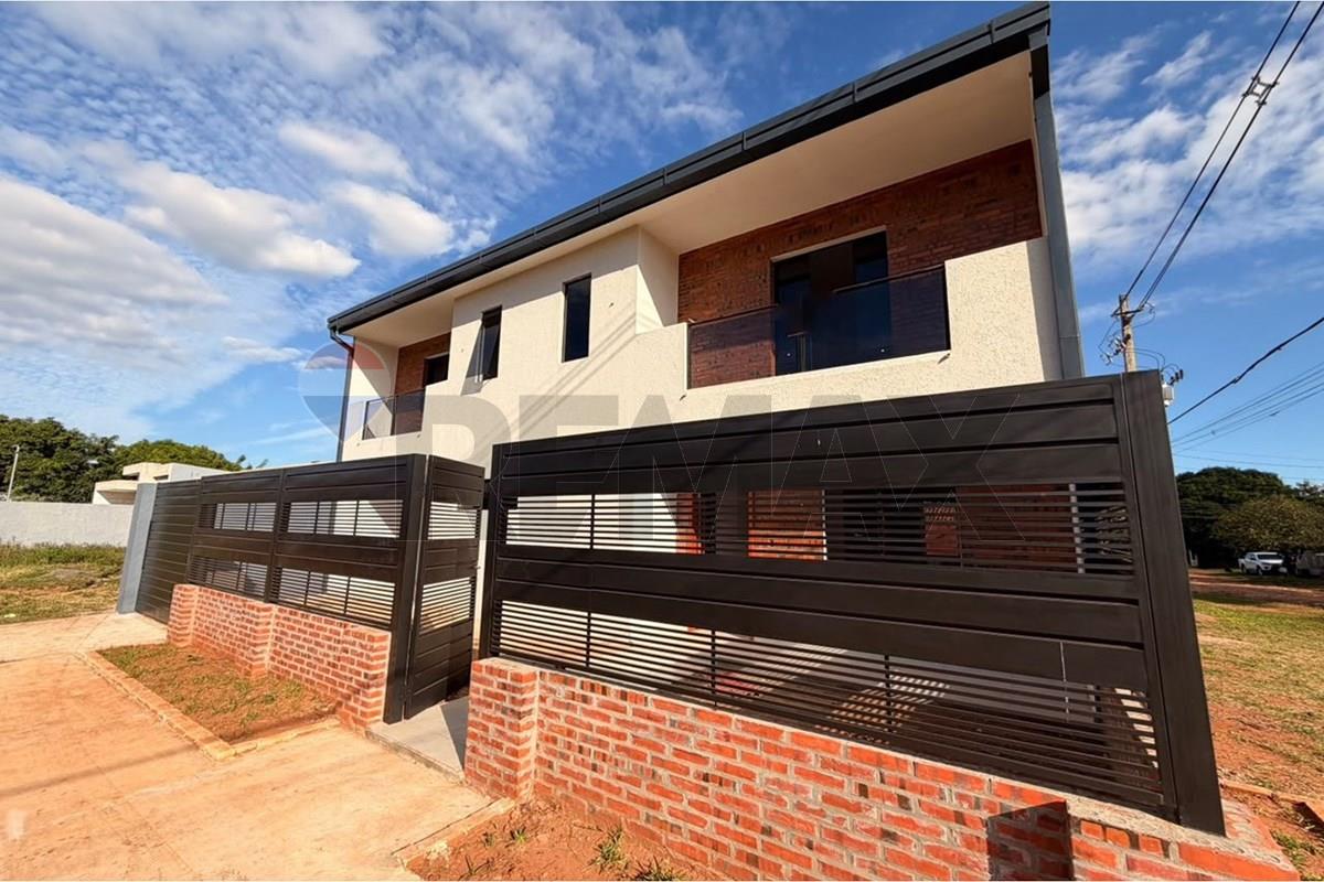 Casa — 3 dorm. — Laurelty — 2/5