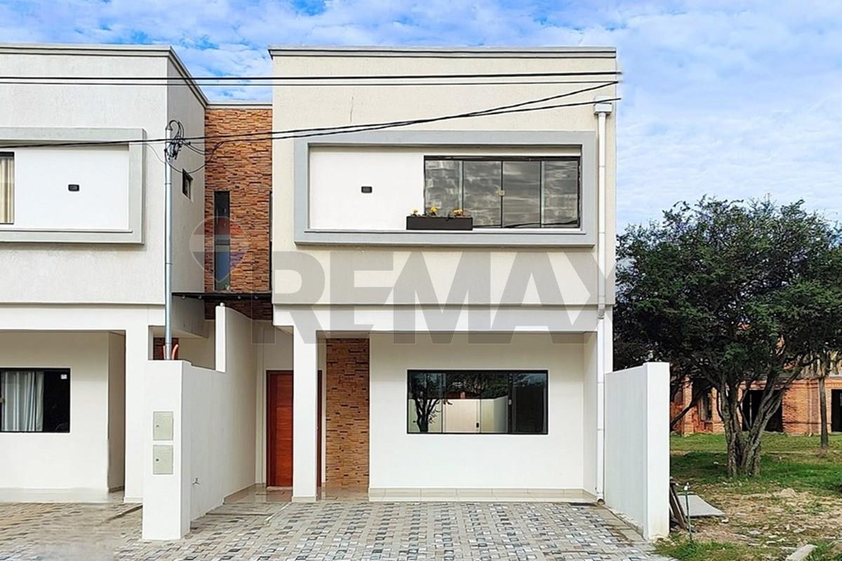 Duplex — 3 dorm. — Limpio — 1/5
