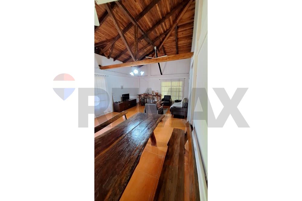 Casa — 3 dorm. — San Juan Del Paraná — 2/5