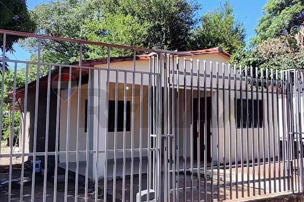 Casa — 2 dorm. — Limpio — 1/5