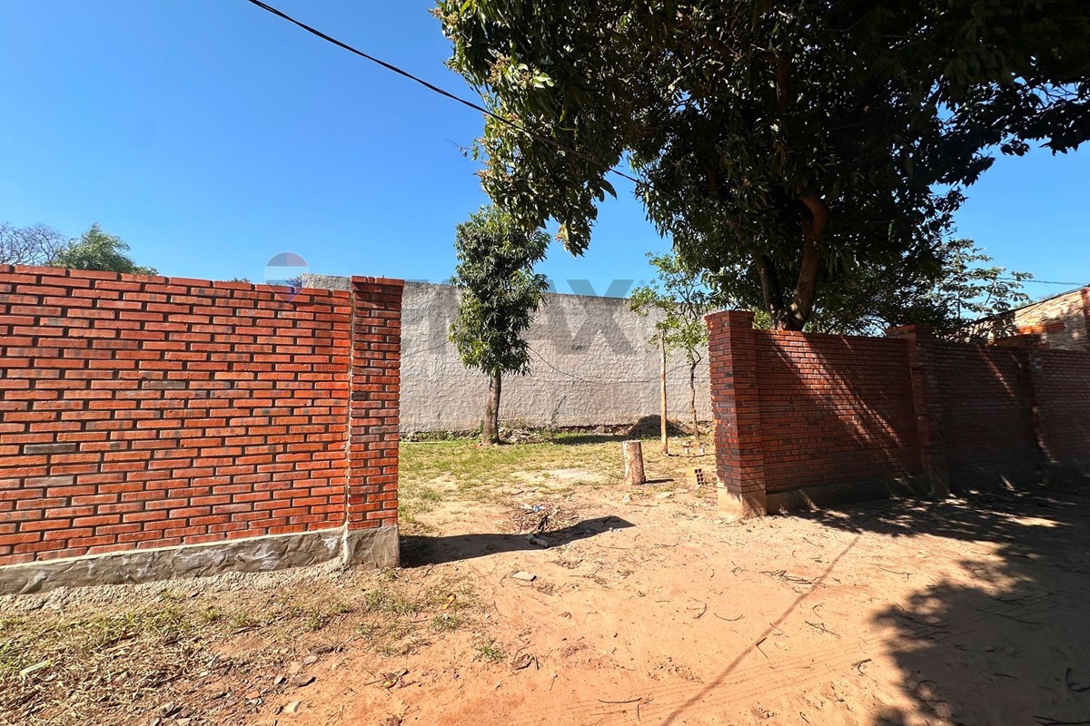 Terreno — Limpio — 1/4