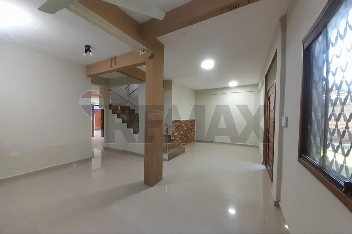 Casa — 3 dorm. — Santo Domingo — 2/5
