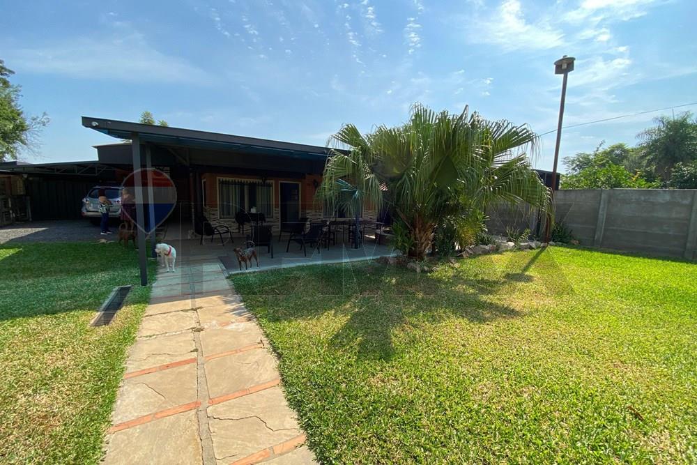 Casa — 2 dorm. — Corumba Kue - Universo — 1/5