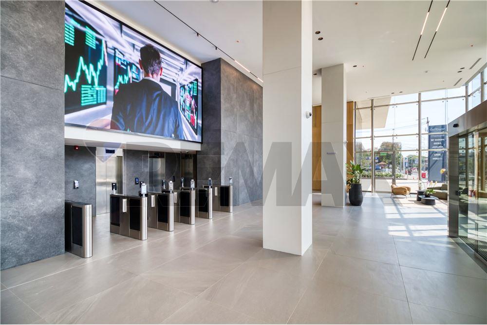 Presentamos una oportunidad única para empresas que buscan posicionarse en uno de los edificios corporativos más moderno — foto 3