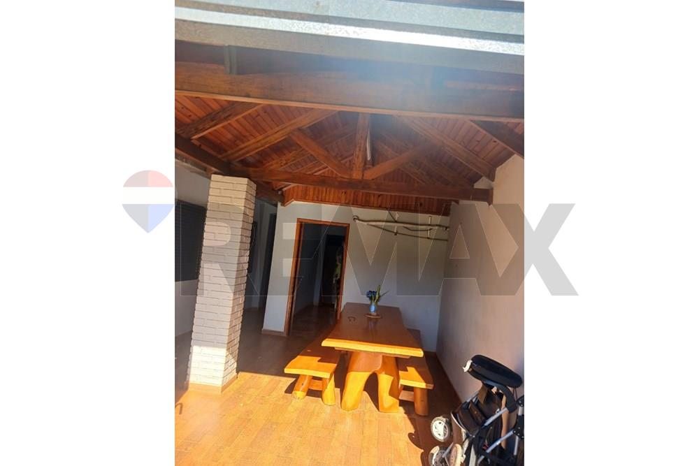 Casa — 3 dorm. — Capitán Miranda — 3/5