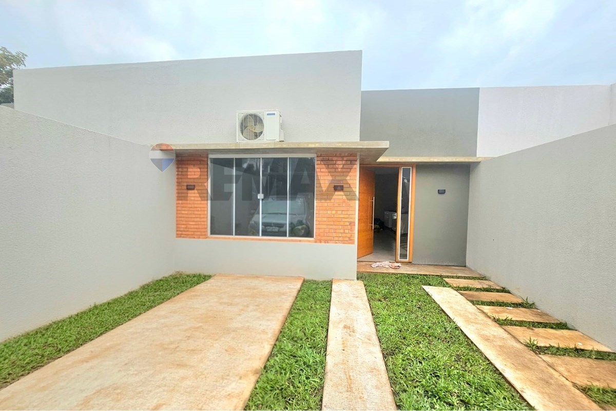 Duplex — 2 dorm. — Luque — 1/5