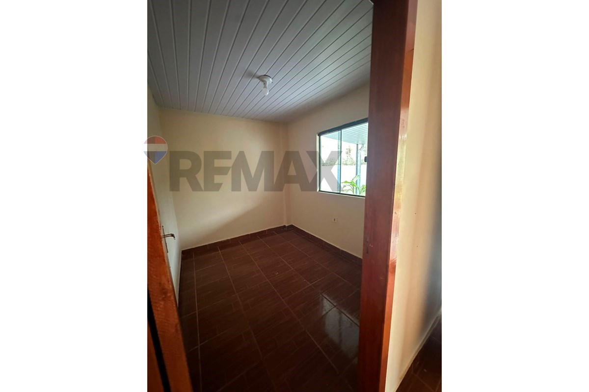 Casa — 3 dorm. — Minga Guazú — 5/5