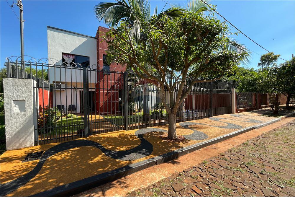 Casa — 3 dorm. — Cambyretá — 1/5
