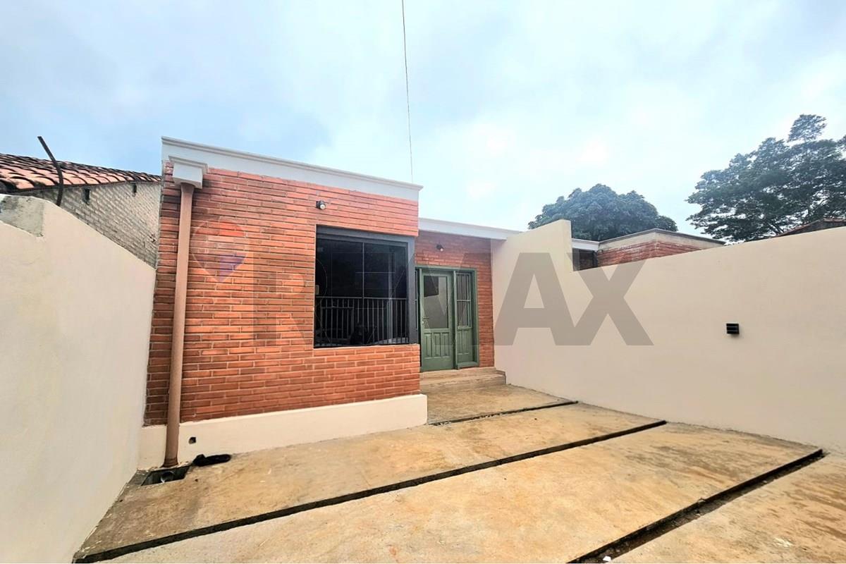 Duplex — 2 dorm. — Luque — 2/5
