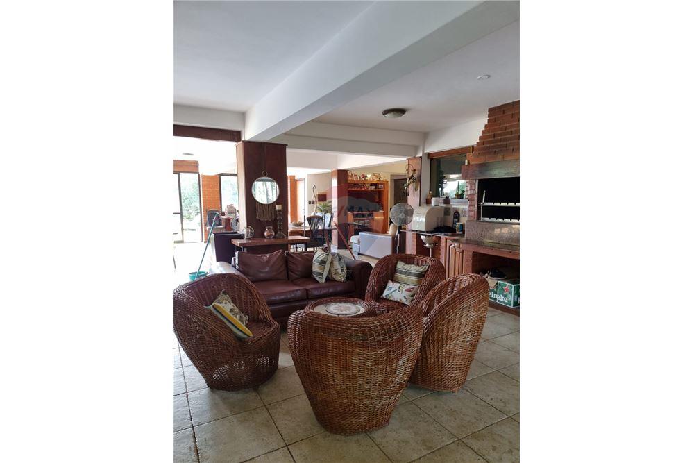 Casa — 4 dorm. — Encarnación — 5/5
