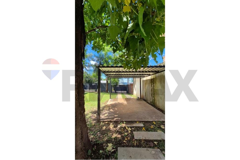 Casa — 2 dorm. — San Pedro — 3/5