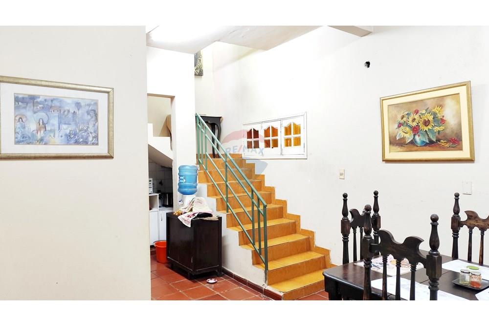 Casa — 4 dorm. — Fernando De La Mora — 3/5