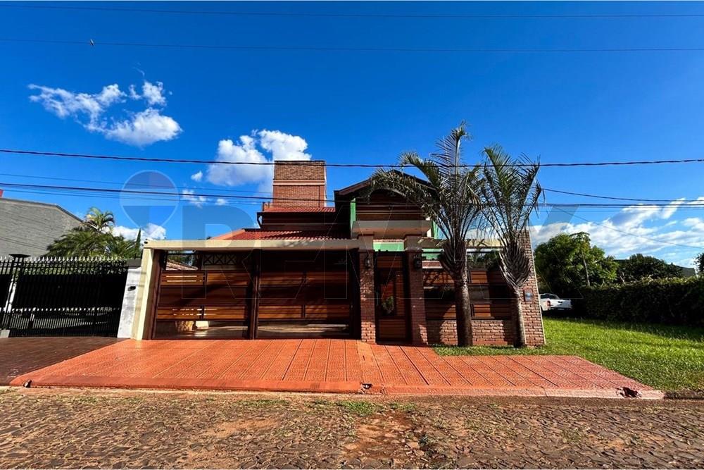 Casa — 4 dorm. — Cambyretá — 2/5