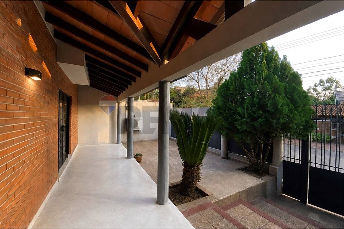 Casa familiar en Lambaré, foto 4