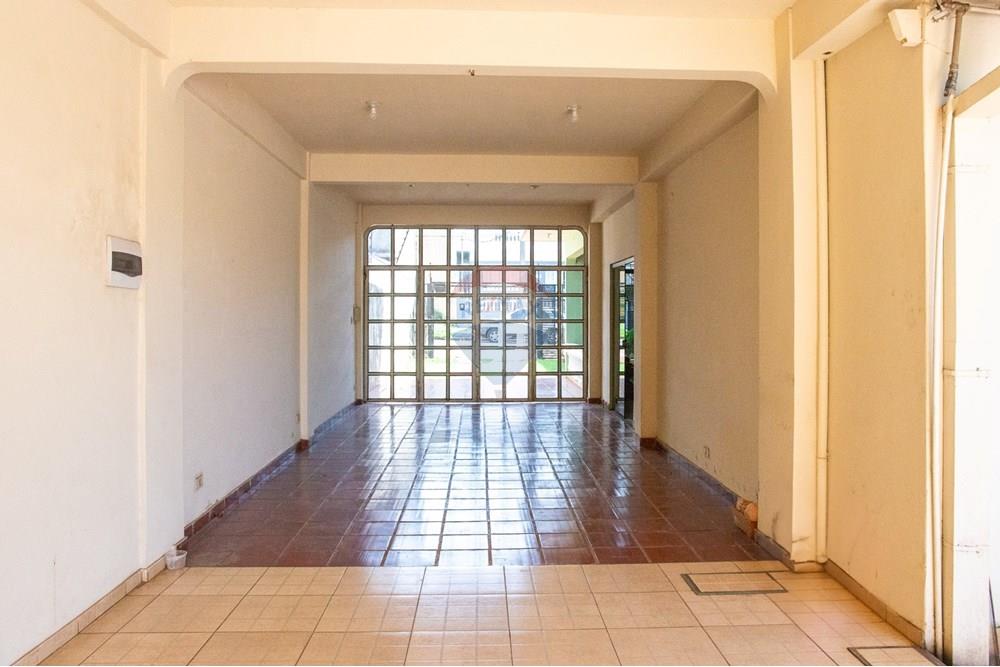 Casa — 5 dorm. — Ciudad Del Este — 4/5