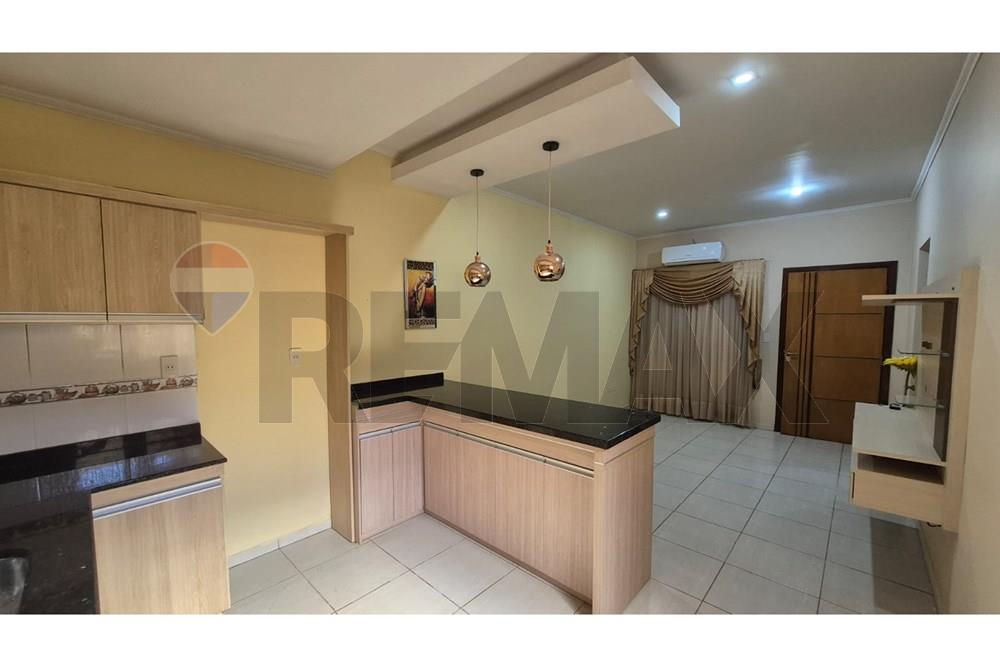 Casa — 2 dorm. — Cambyretá — 4/5