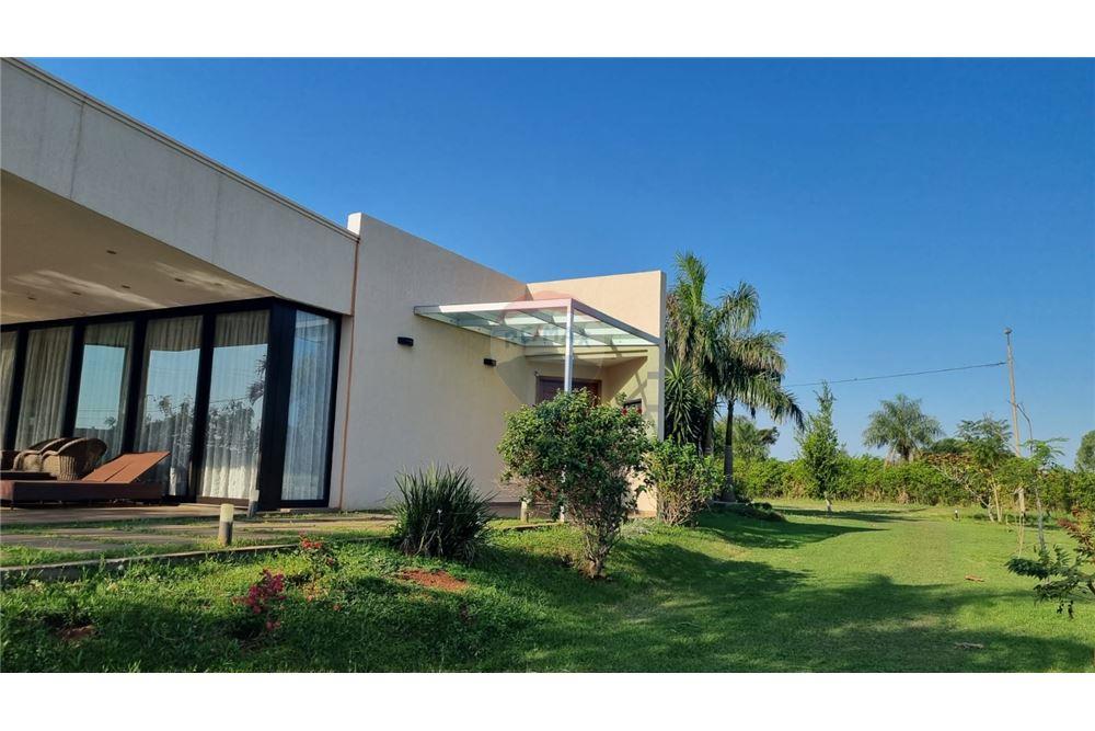 Casa — 4 dorm. — San Juan Del Paraná — 2/5