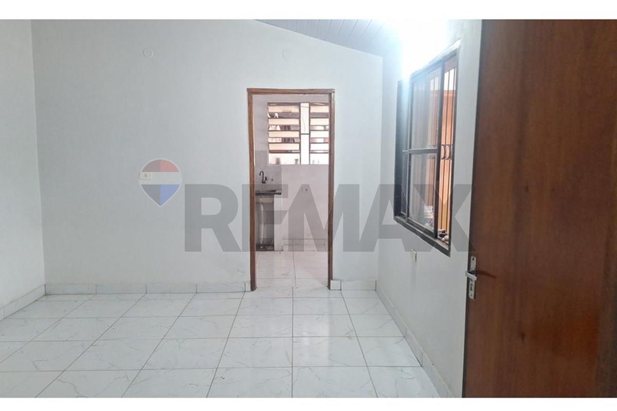 Casa — 4 dorm. — Fernando De La Mora — 5/5