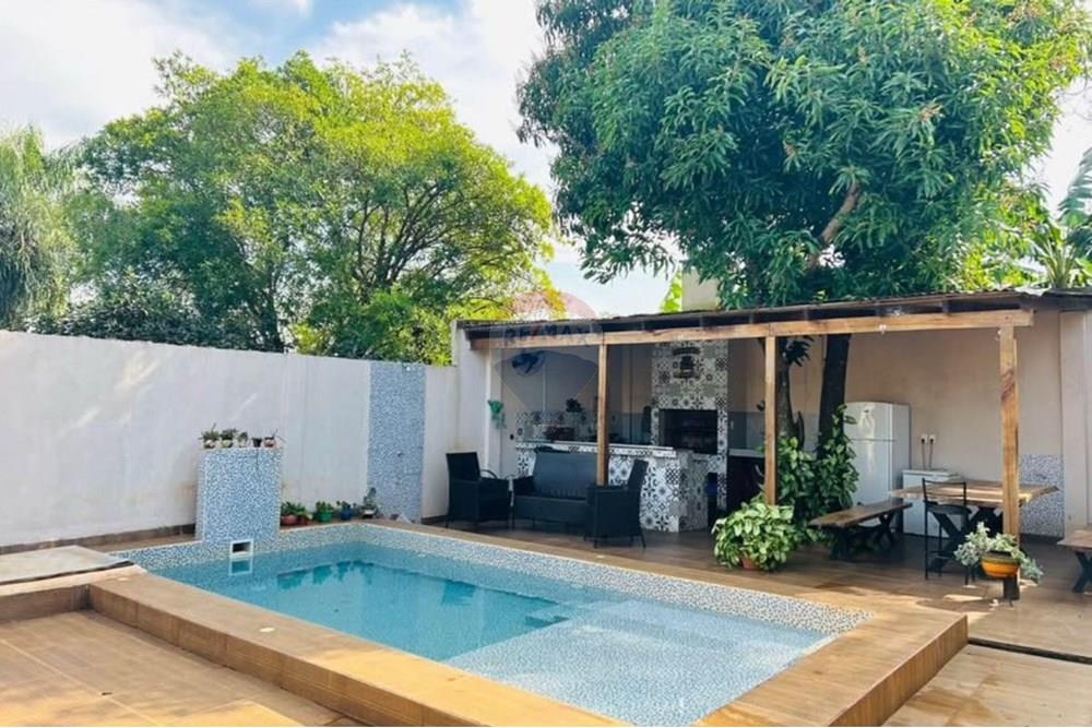 Casa — 3 dorm. — San Juan Del Paraná — 4/5