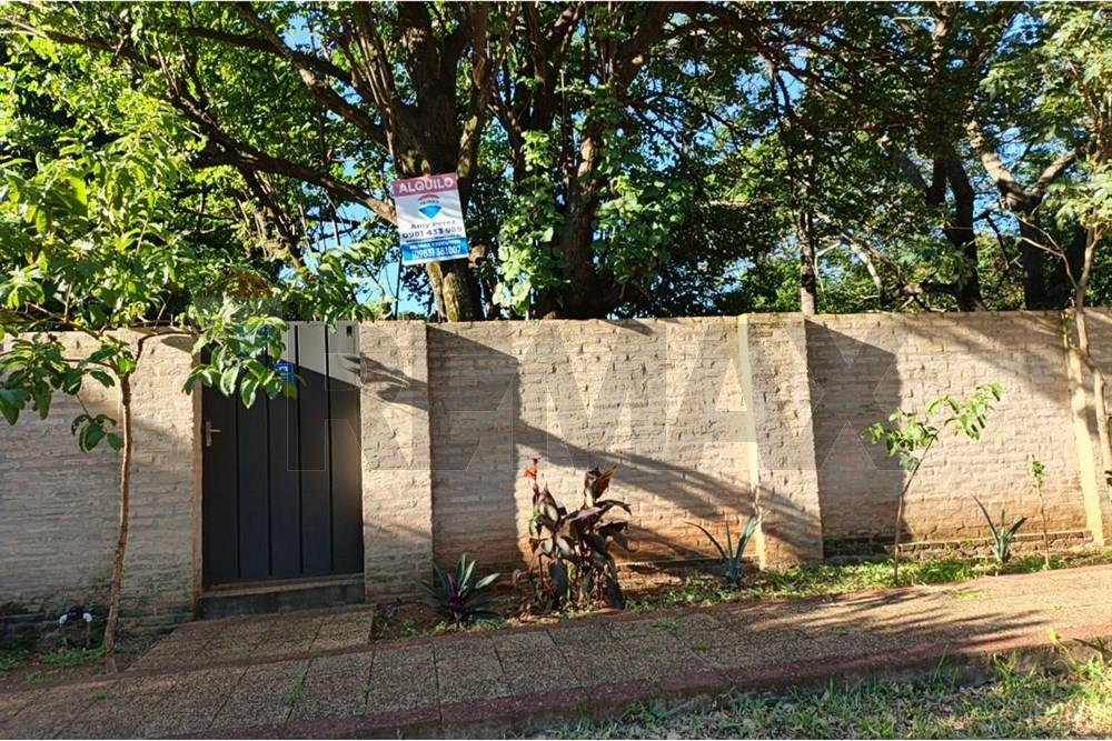 Casa — 3 dorm. — Ñemby — 2/5