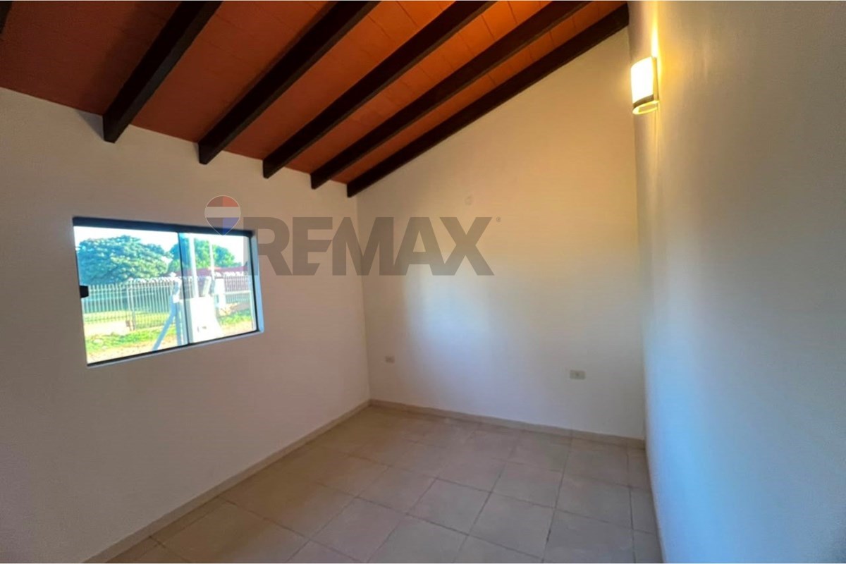 Casa — 2 dorm. — Julián Augusto Saldivar — 5/5
