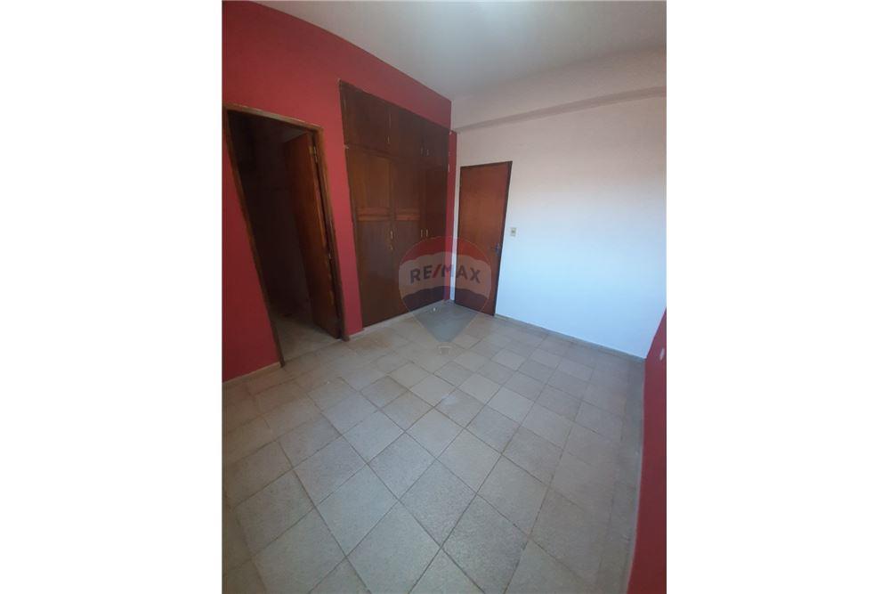 Departamento — 1 dorm. — Encarnación — 5/5