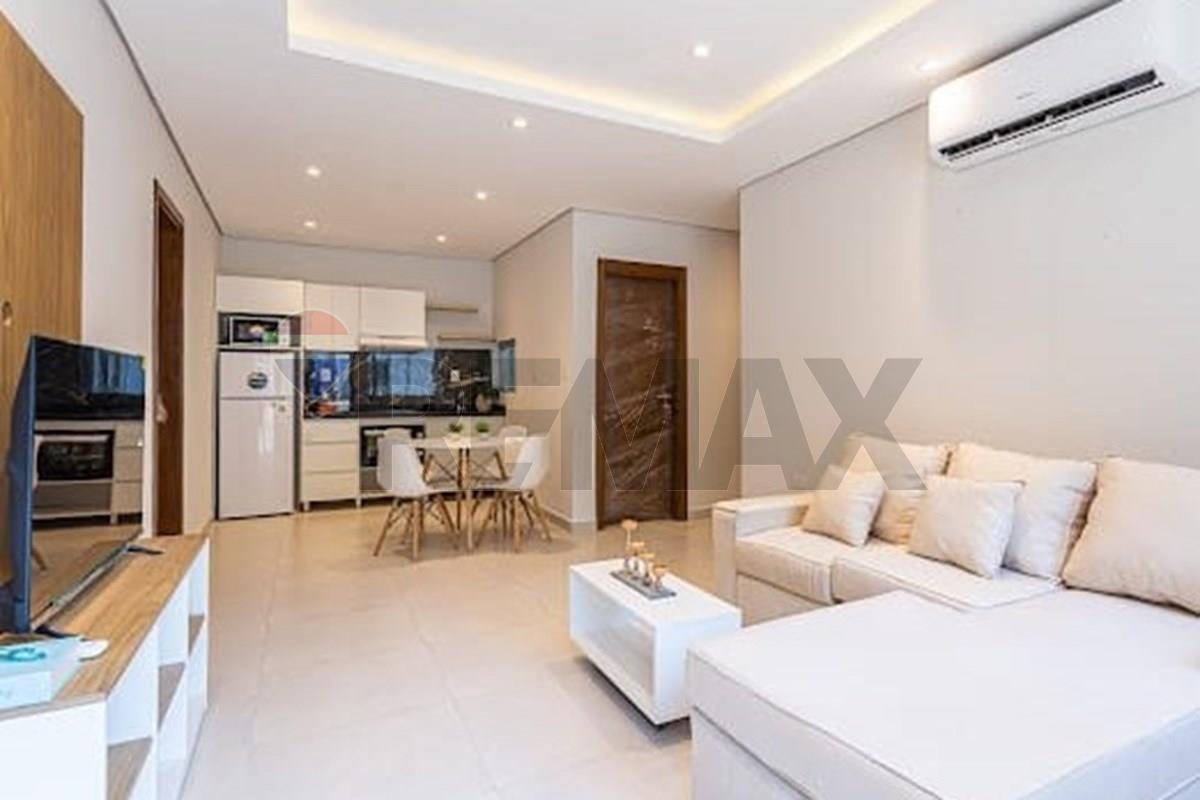 Casa — 2 dorm. — Luque — 3/5