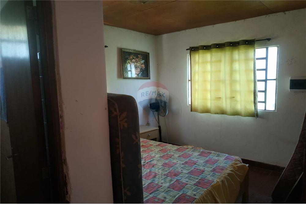 Casa — 2 dorm. — Capitán Miranda — 2/5