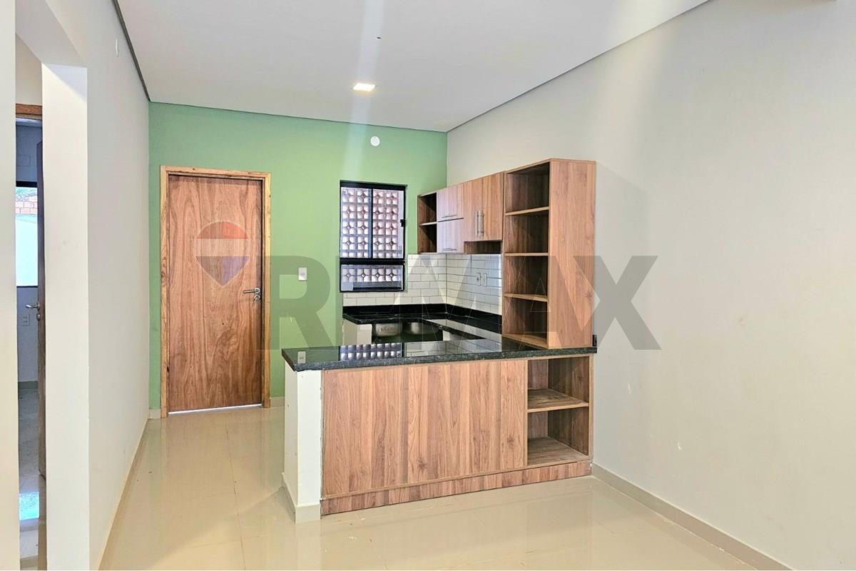 Duplex — 2 dorm. — Luque — 5/5