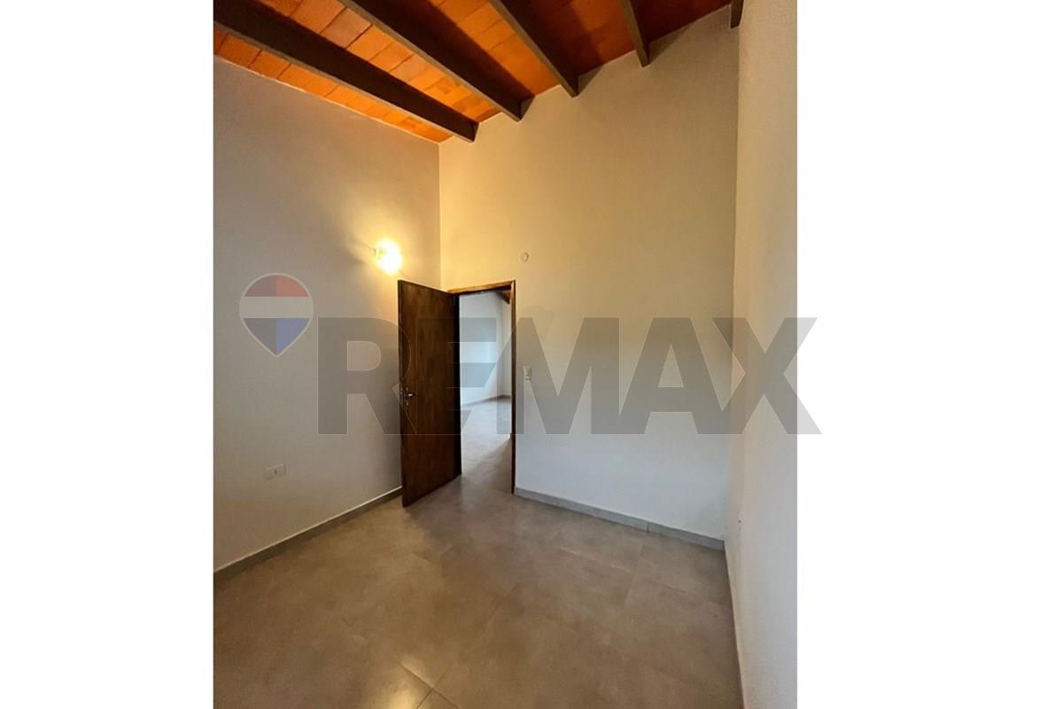 Casa — 2 dorm. — Virgen del Rosario — 4/5