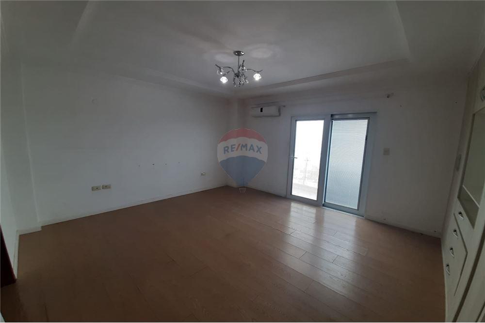 Departamento — 3 dorm. — Encarnación — 4/5