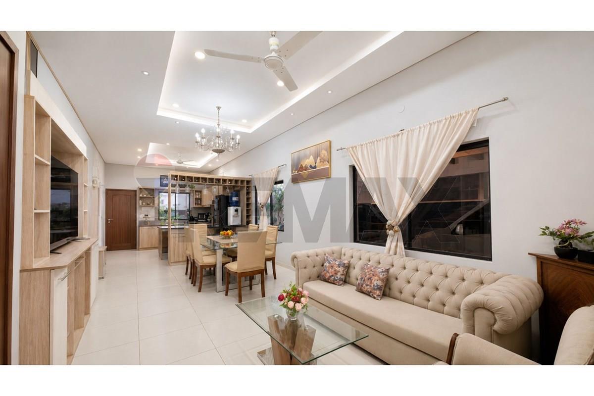 Casa — 4 dorm. — Lambaré — 3/5