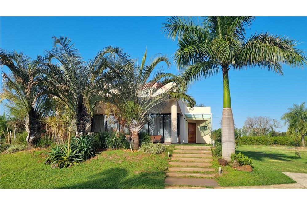 Casa — 4 dorm. — San Juan Del Paraná — 1/5