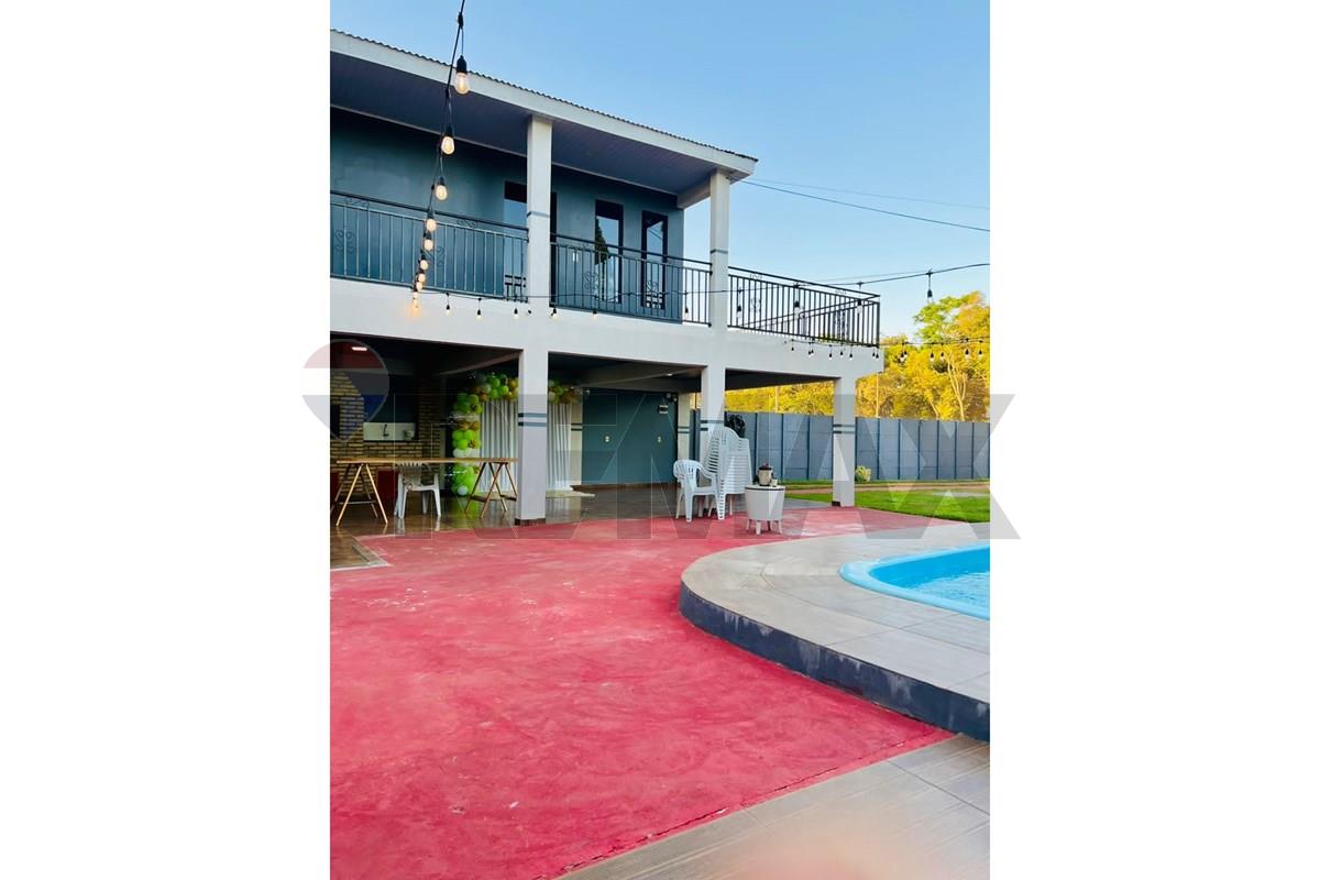 Casa — 1 dorm. — San Roque — 2/5