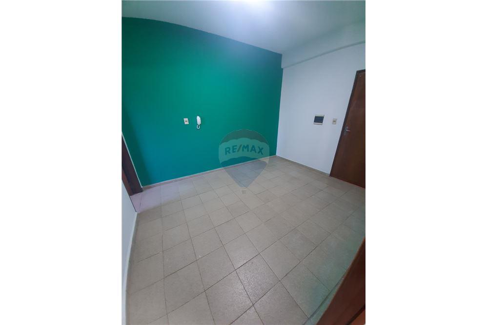Departamento — 1 dorm. — Encarnación — 2/5