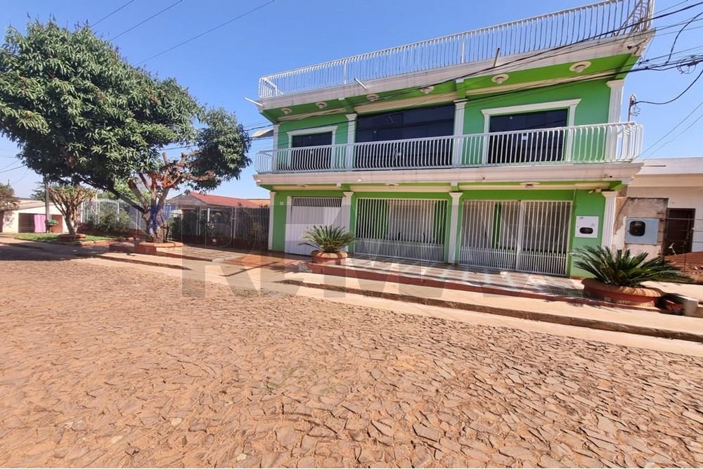 Casa — 6 dorm. — Ciudad Nueva — 5/5