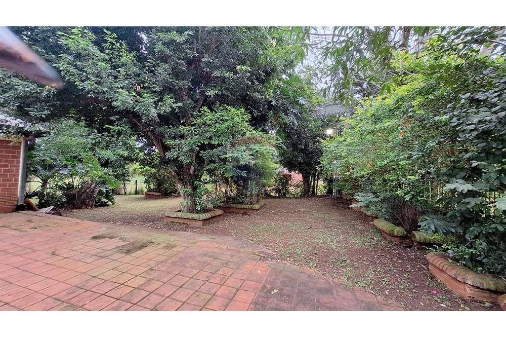 Casa — 3 dorm. — Cambyretá — 4/5