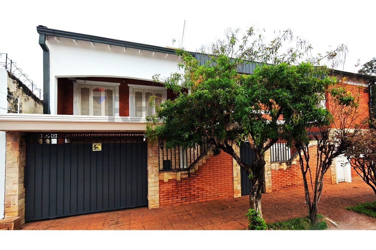 Casa — 4 dorm. — San Rafael — 2/5