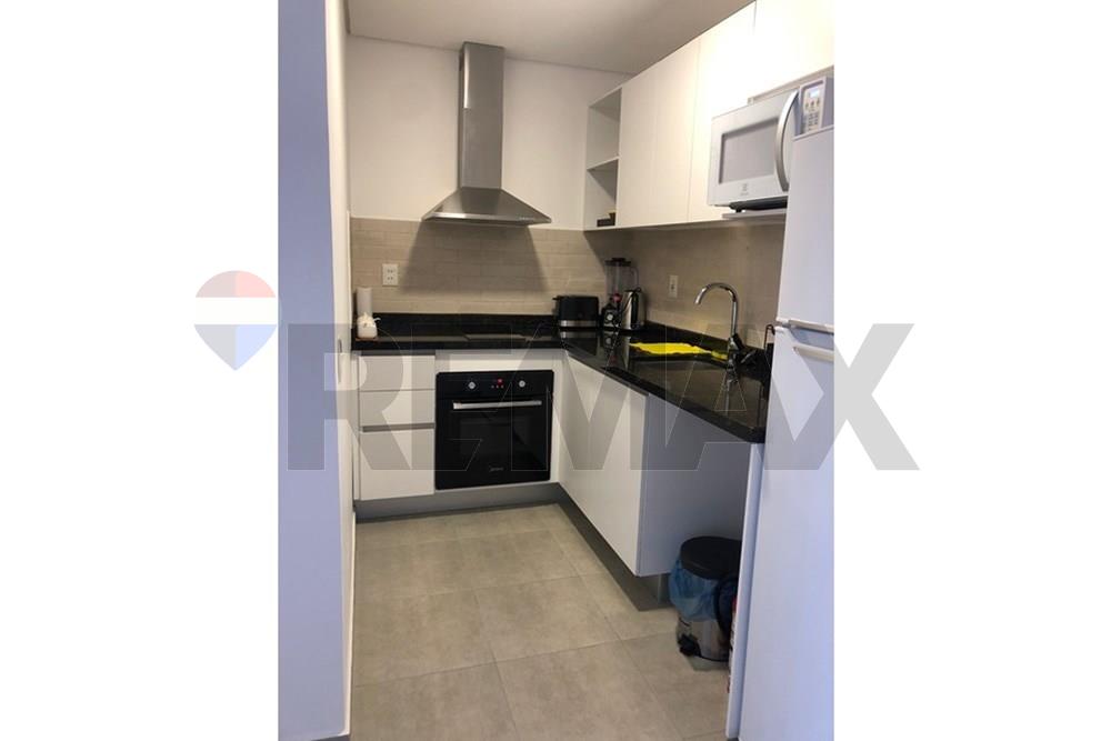 Departamento — 1 dorm. — Encarnación — 5/5