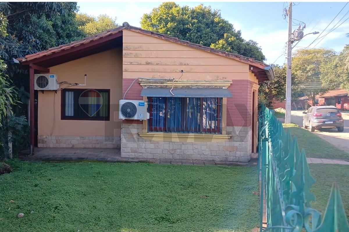 Casa — 3 dorm. — Campo Grande — 2/5