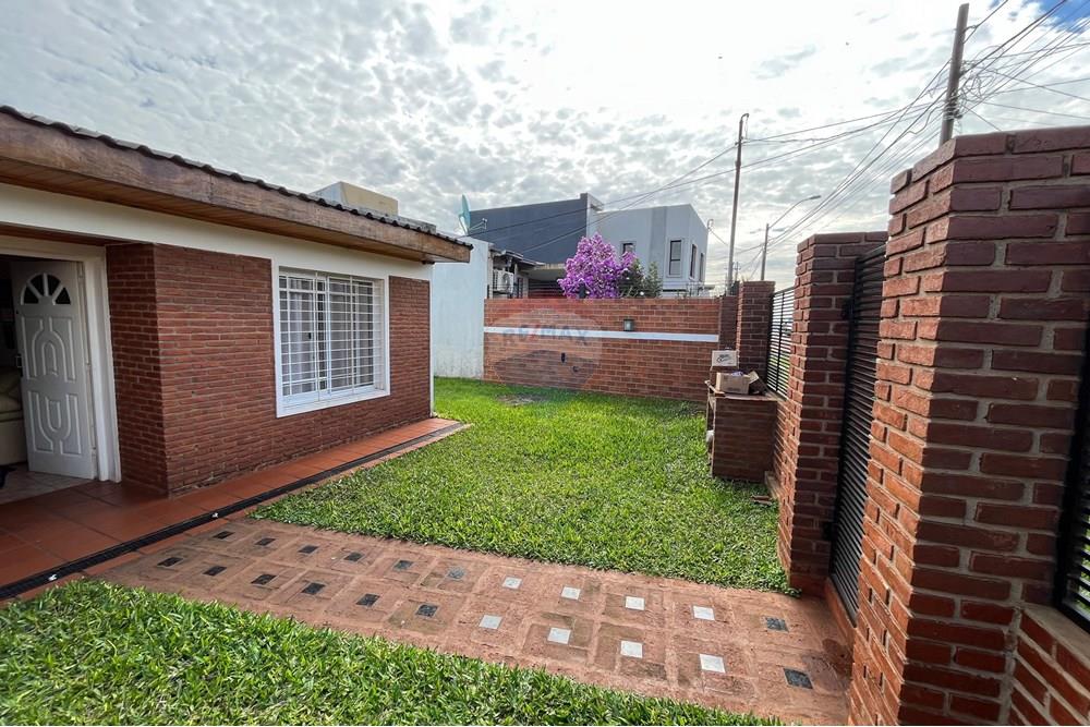 Casa — 2 dorm. — Cambyretá — 2/5
