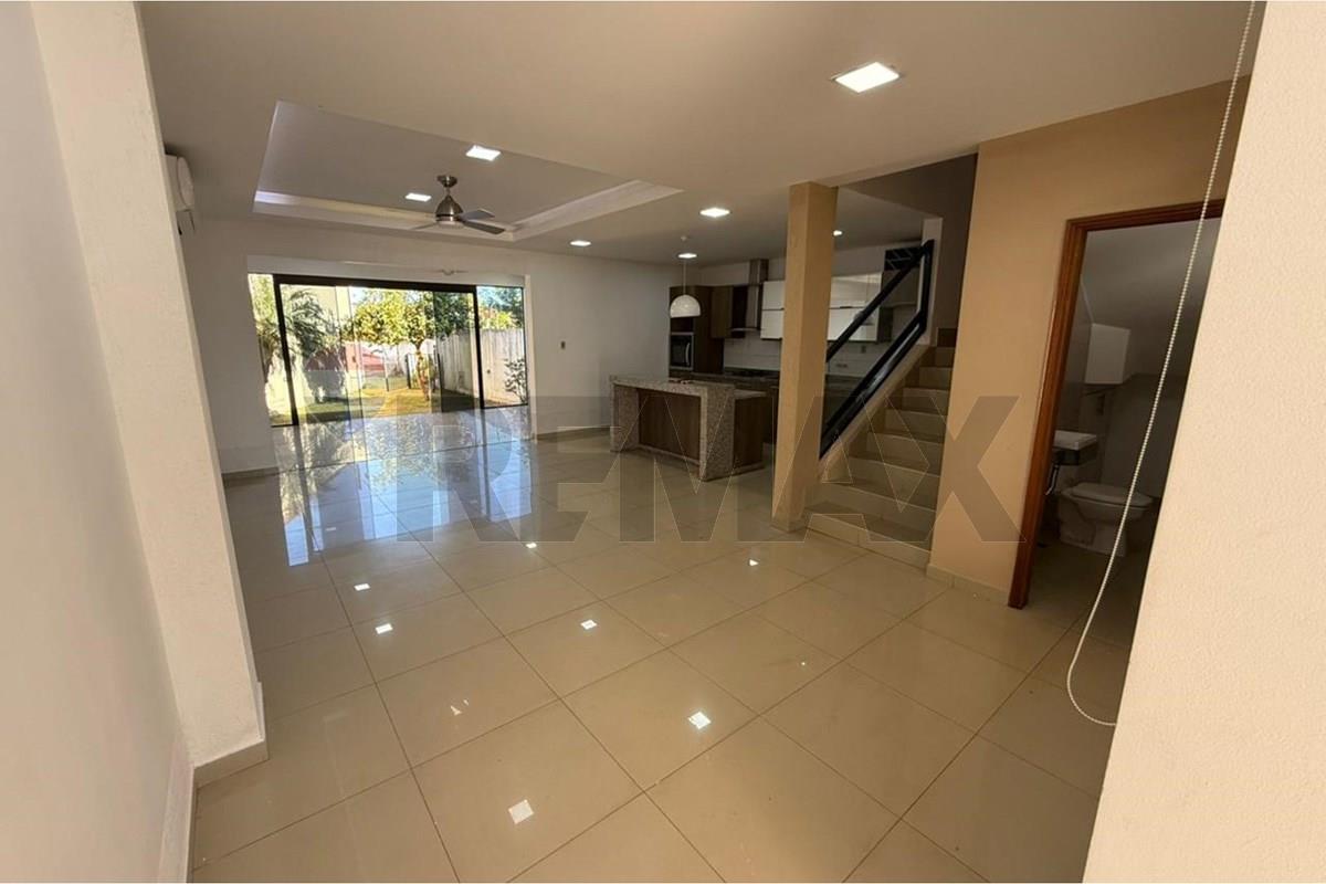 Duplex — 3 dorm. — Cambyretá — 3/5
